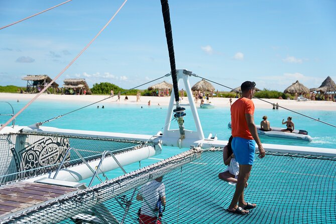 Klein Curacao Day Trip with Premium Open Bar and BBQ-Lunch - The catamaran crossing can make or break the day