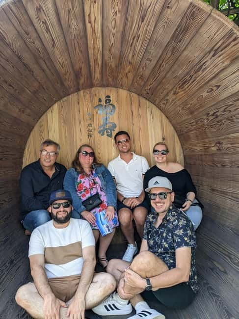 Kobe: Guided Sake Breweries Tour with Tastings - Why Nada makes a good sake afternoon