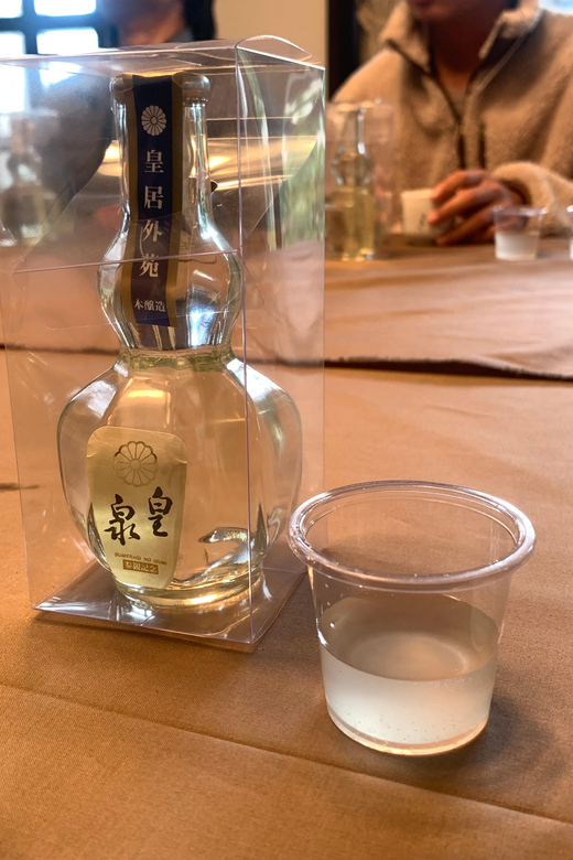 Kobe: Sake Brewery Tour with Tasting and Kobe Beef Bites - The experience at a glance