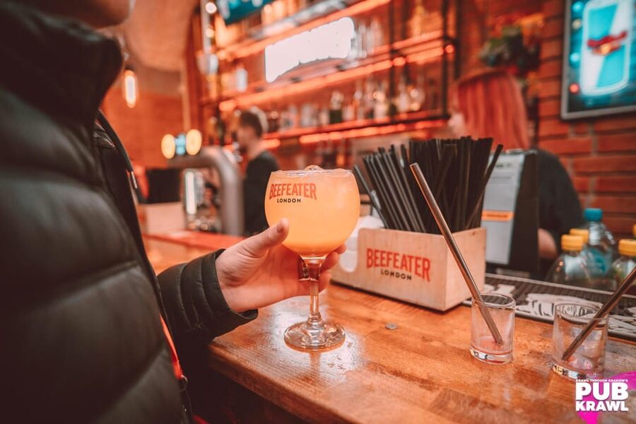 Krakow: Bottomless Brunch with 3-Course Meal and Drinks - Arriving at Klub Społem Deluxe on Floriańska Street
