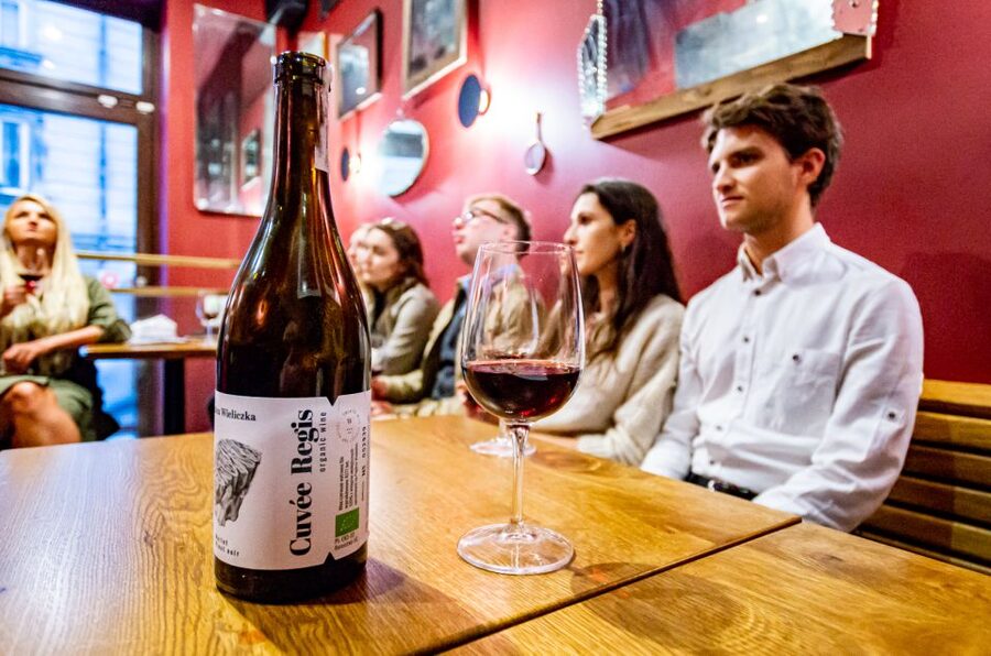 Krakow: Guided Wine Bar Tour with Tastings and Snacks - Why Krakow is a good place to learn about Polish wine