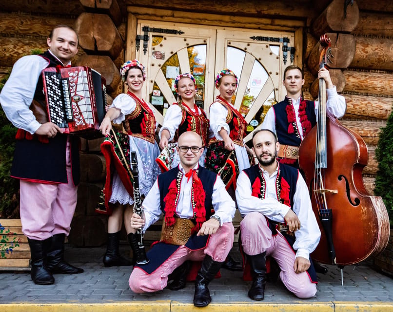 Krakow: Polish Folk Night with Dinner and Unlimited Drinks - The evening starts with a double-decker ride
