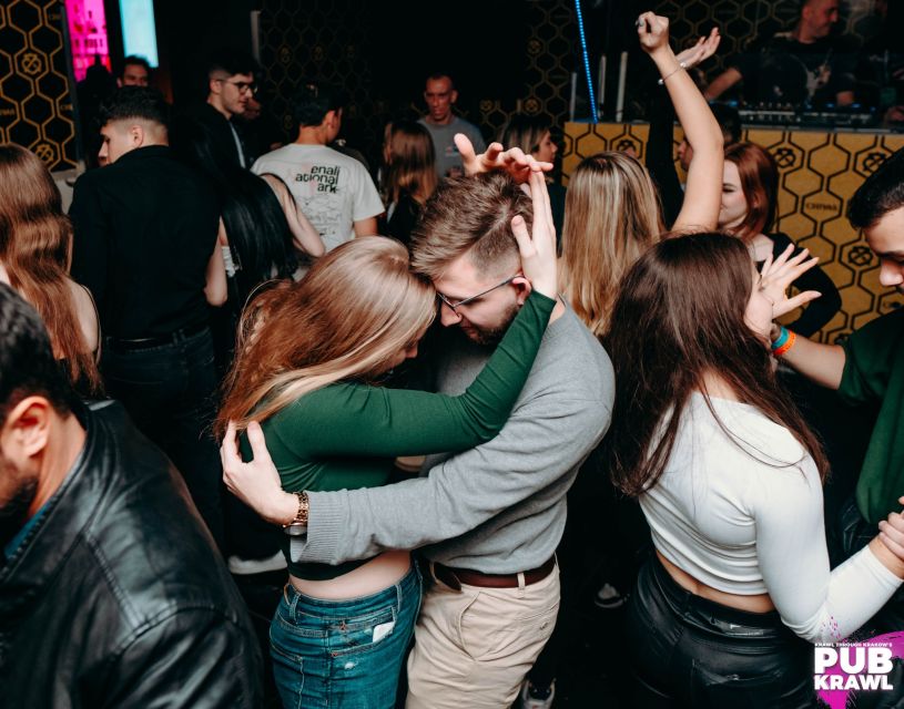 Krakow: Pub Crawl 1H Open Bar, VIP Entry & Welcome Shots - Is $31 good value?
