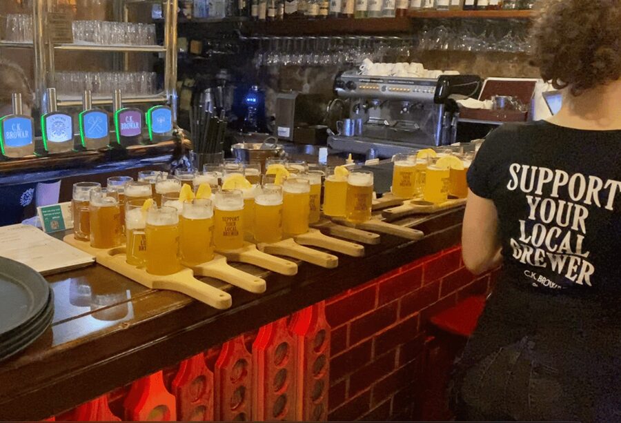 Krakow's Local Flavor: Craft Beer and Street Food with Guide - Starting at Saint Mary’s Church in Main Market Square