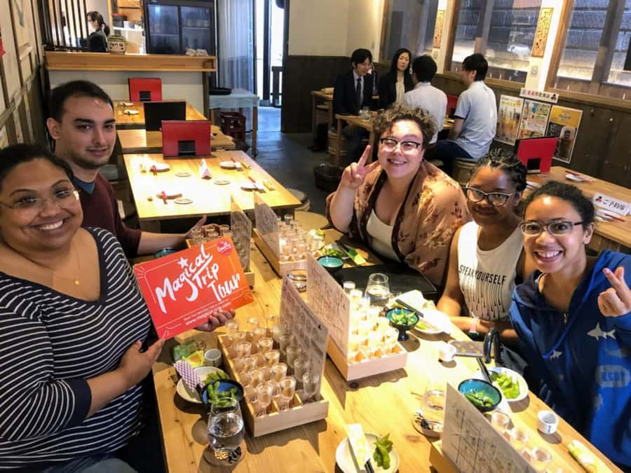 Kyoto: Sake Brewery and Tasting Tour in Fushimi - Fushimi Jukkokubune and the first glimpse of the district
