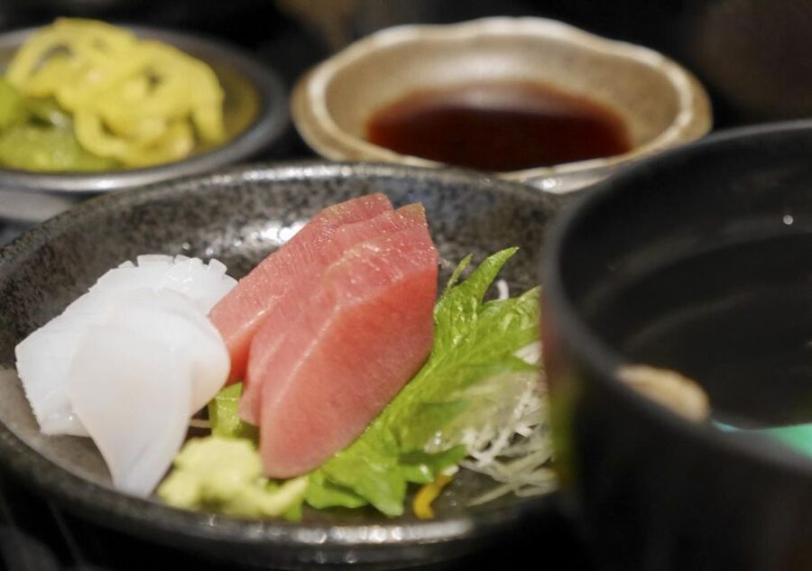 Kyoto Sake Brewery Tour - Historic breweries, modern rooms, and shopping time