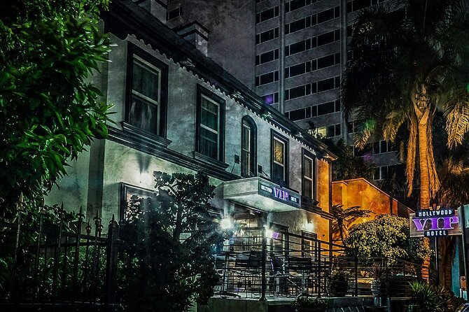 LA Ghosts Boos and Booze Haunted Pub Crawl - Should you book LA Ghosts Boos and Booze?