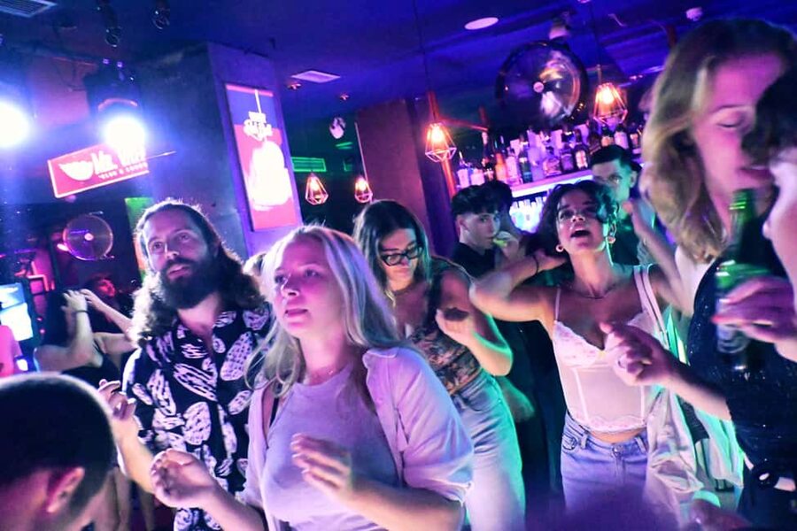 Las Palmas: Weekly Pub Crawl - Key points at a glance