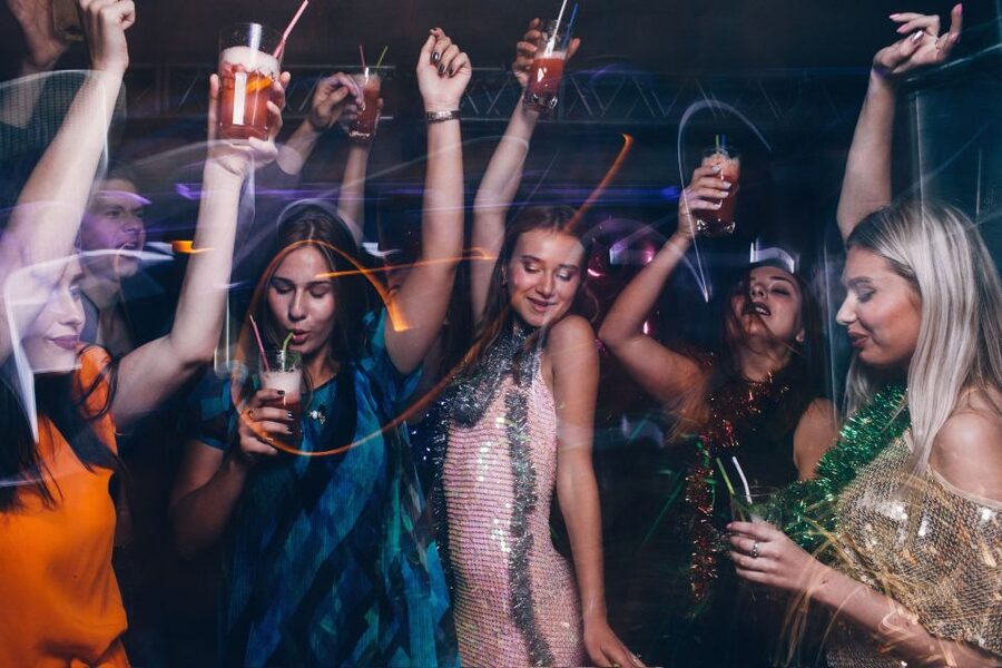 Las Vegas: Bachelorette Party Bus Club Crawl - Key points to know before booking