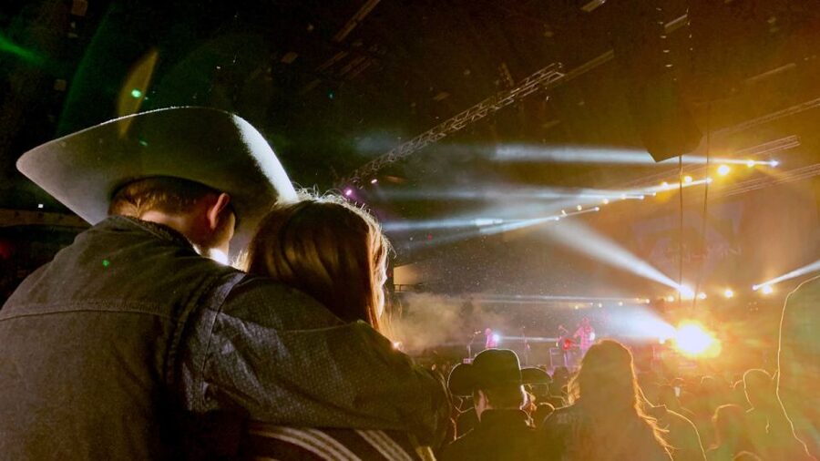 Las Vegas: Country Bar Crawl by Party Bus w/ Mixed Drinks - Timing, flexibility, and the small logistics that matter