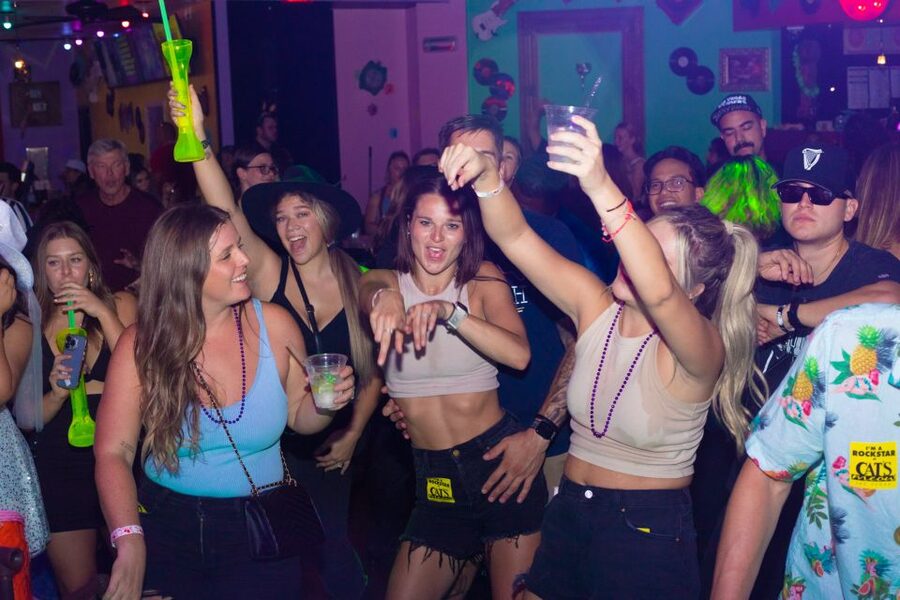 Las Vegas Fremont Street Bar Crawl (party bus add-on option) - Who will enjoy this most?