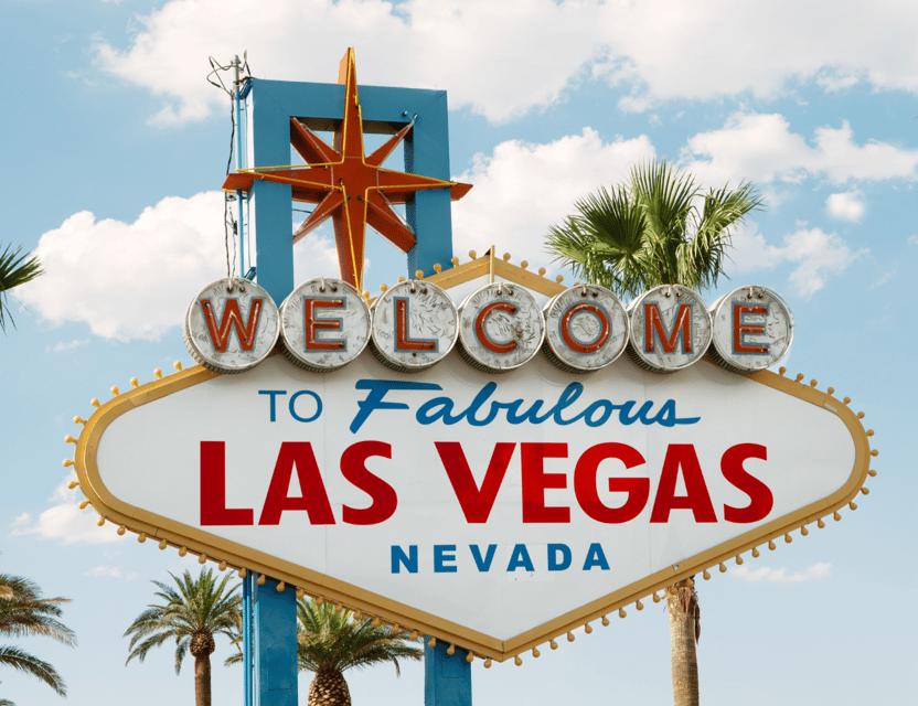 Las Vegas: Mobsters, Casinos, and Speakeasy Bar Crawl - The guide can make or break the night