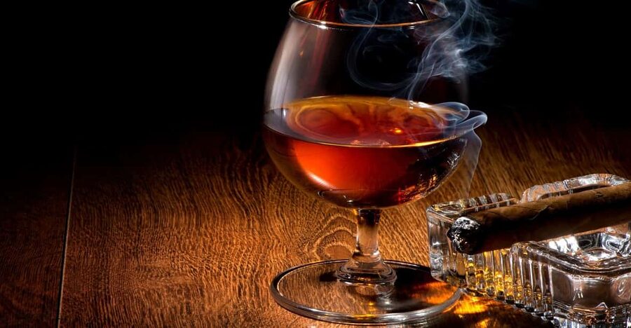 Las Vegas: Mobsters, Casinos, and Speakeasy Bar Crawl - Circa Bar and the atomic age
