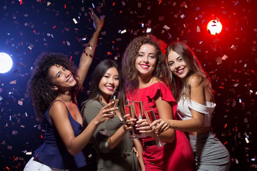 Las Vegas: Party Bus Nightlife Guided Tour - Starting at Flanker Sports Bar inside Mandalay Bay