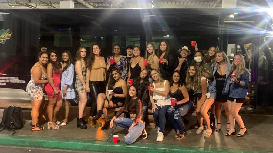 Las Vegas: Private Party Bus Tour Of Vegas Strip w Champagne - Key points to know before booking