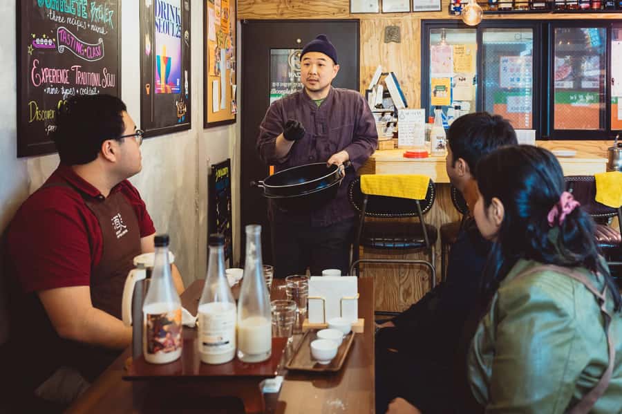 Learn and Craft Makgeolli in a Traditional Brewery - Why makgeolli makes a good Korean food experience