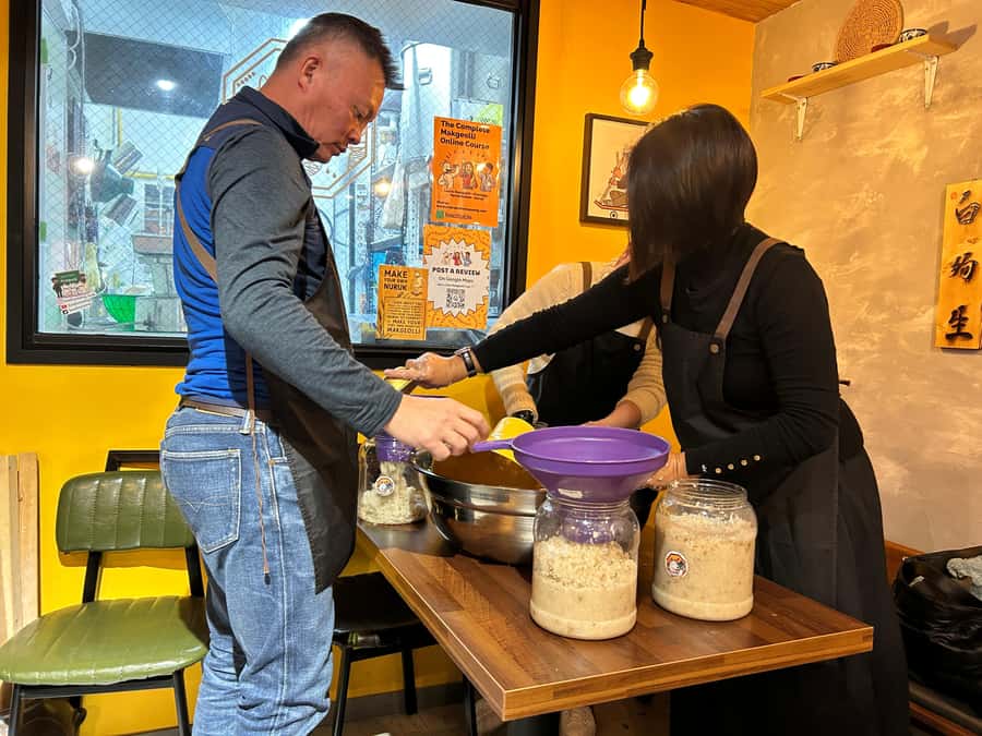 Learn and Craft Makgeolli in a Traditional Brewery - Making your own makgeolli in a small group