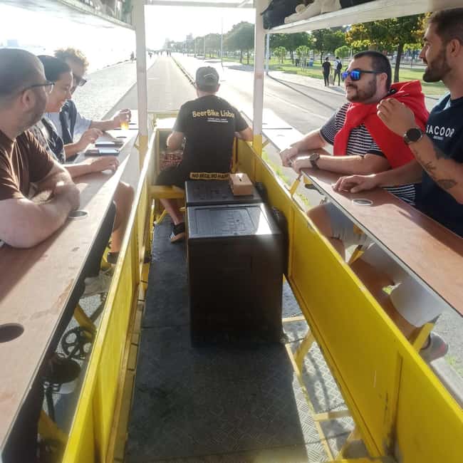 Lisbon: 1-Hour Beer, Sangria or Wine Bike Sightseeing Tour - Starting beside the Tejo Promenade