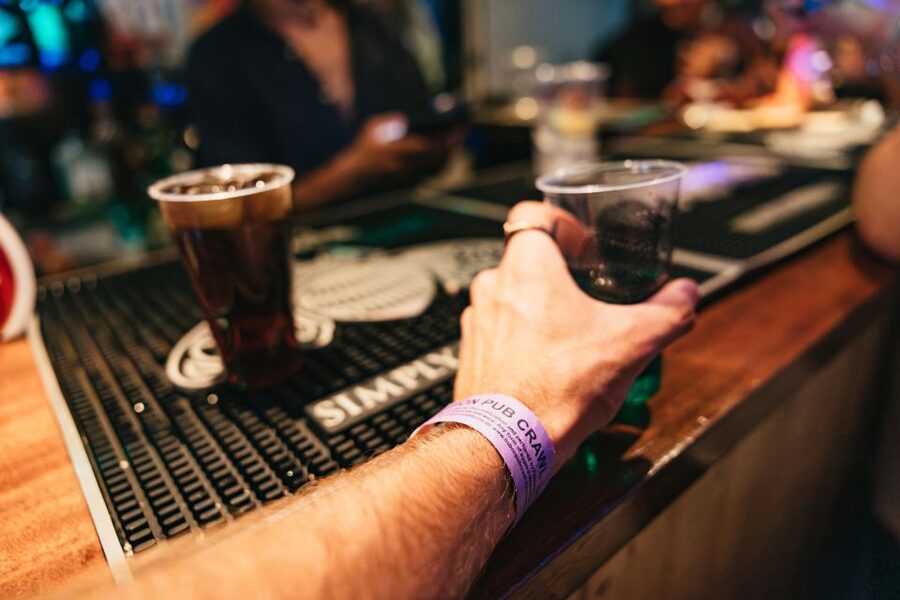 Lisbon: Pub Crawl with Open Bar, Shots & VIP Club Entry - Booking flexibility and practical limits