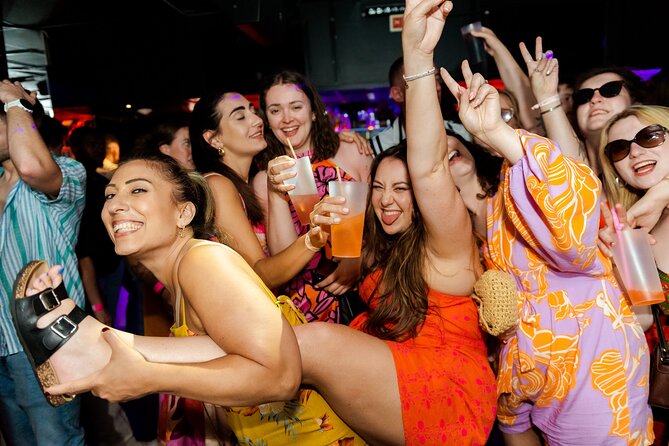 Lisbon: Pub Crawl with Open Bar, Shots & VIP Club Entry - What the $24.19 price really buys