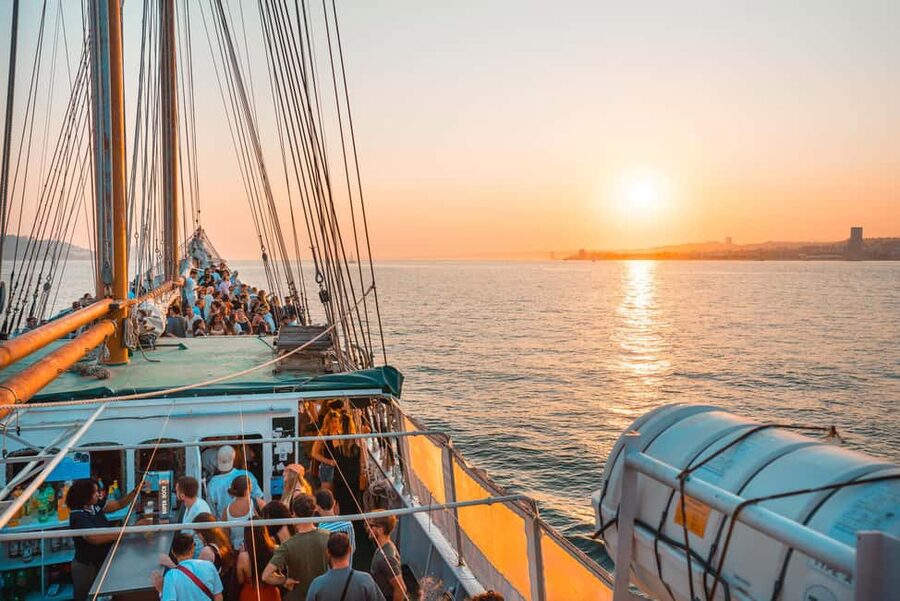 Lisbon: Sunset Boat Party Cruise with Music & Drinks - Key points to know before boarding