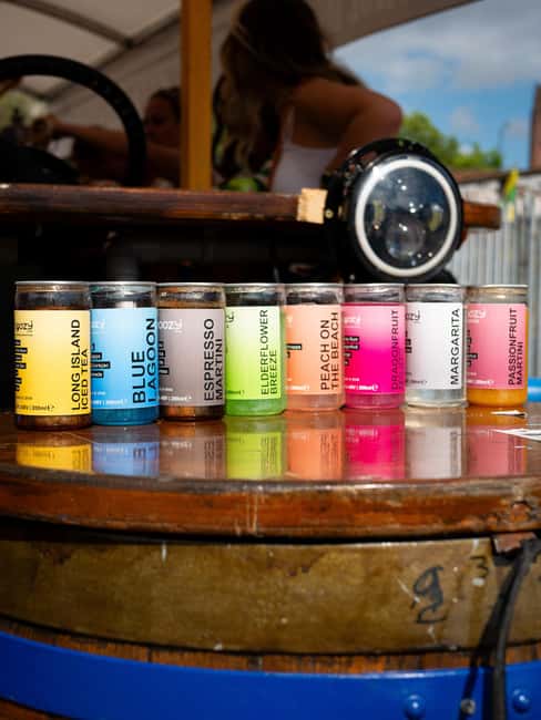 Liverpool: Party Bike Tour with Beer, Prosecco or Cider - The driver makes the difference