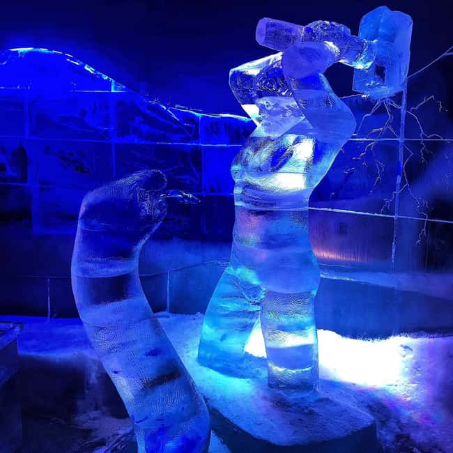 Lofoten: Magic Ice Bar Entry Ticket with Welcome Drink - Entering Svolvær’s permanent ice gallery