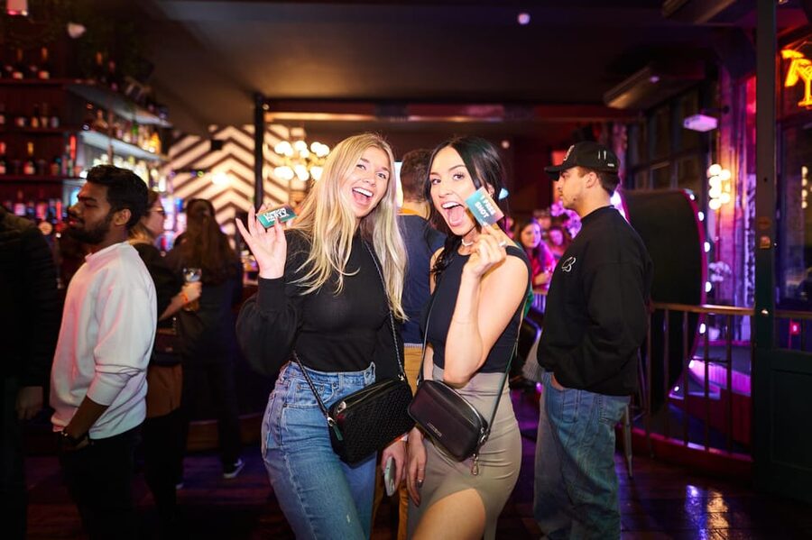 London: Bar and Club Crawl to 5 Central London Venues - A good match for international groups and first visits