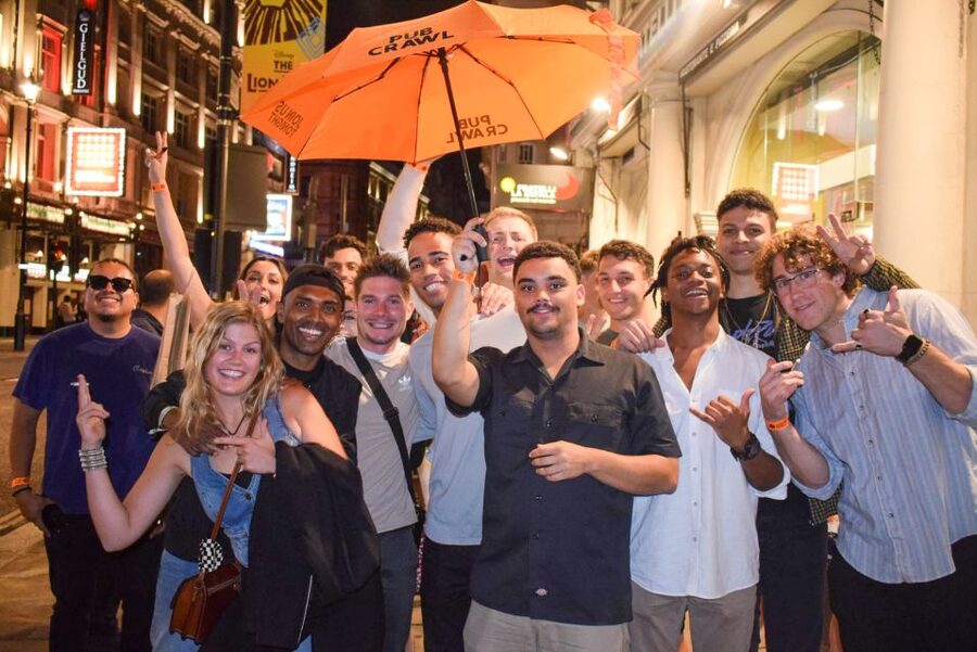 London: Bar and Club Crawl to 5 Central London Venues - Dress, ID, and practical preparation