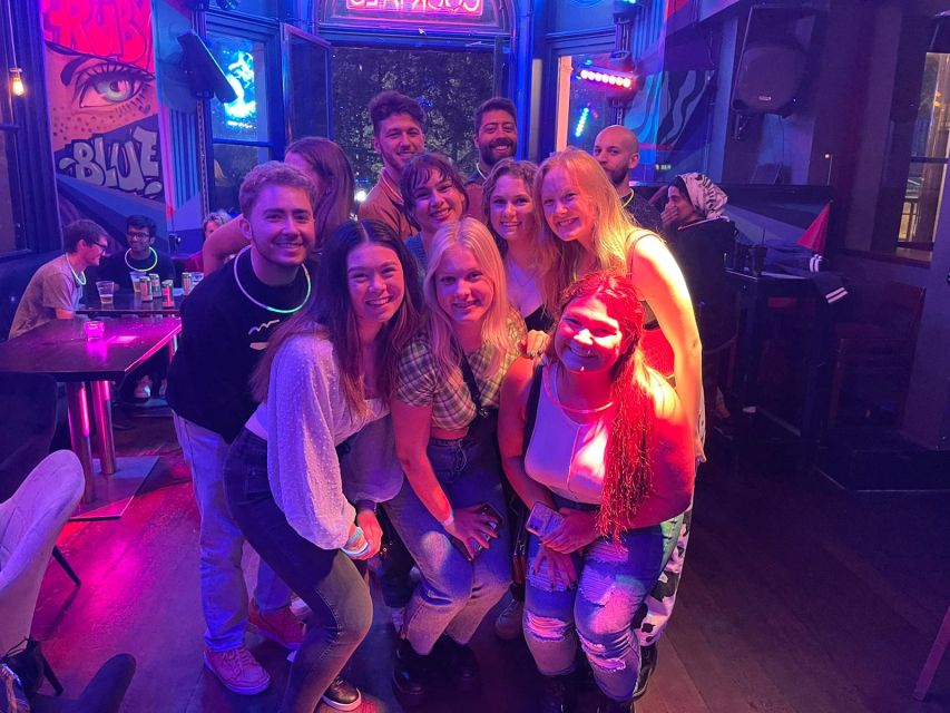 London: Camden Pub Crawl - The middle stops: five venues, one moving group