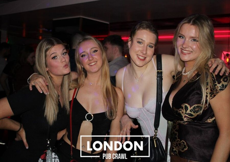 London: Central London Pub Crawl with Drink Deals - Key points at a glance
