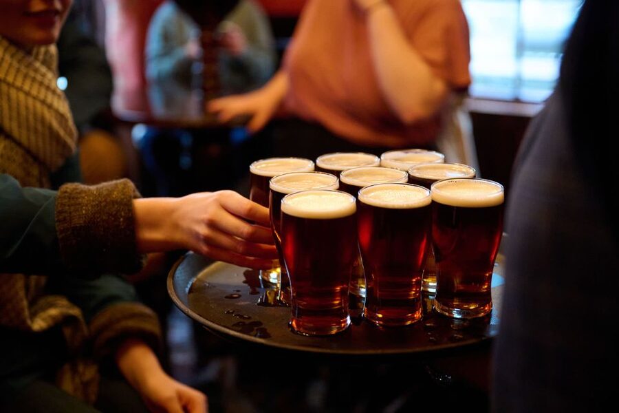 London: Historic Pubs, British Ales & Classic Dishes - Starting in the gardens of St Andrew Holborn