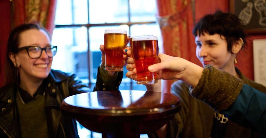 London: Historic Pubs, British Ales & Classic Dishes - The Old Bell Tavern, Fleet Street and the Sweeney Todd connection