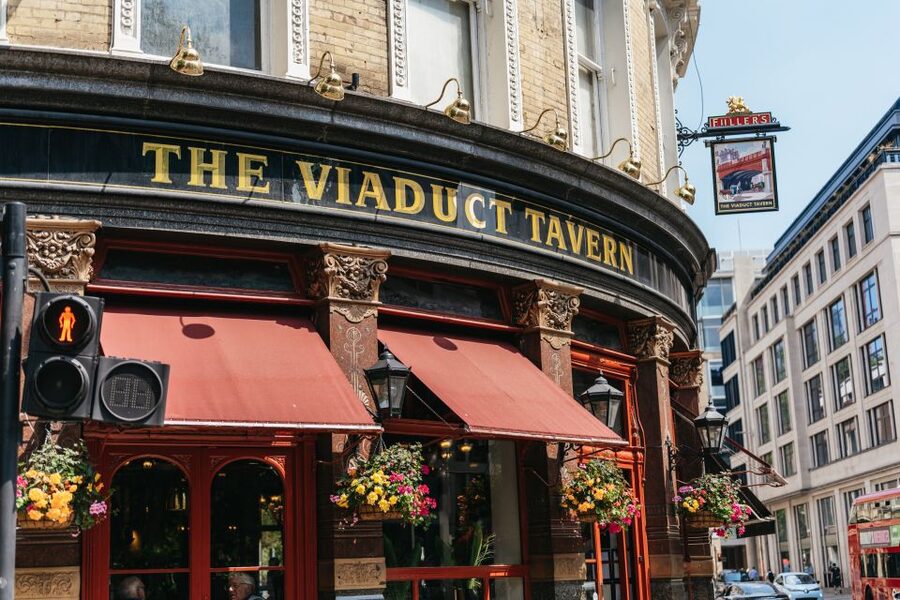 London: Historic Pubs of Central London Walking Tour - Timing, comfort, and practical details