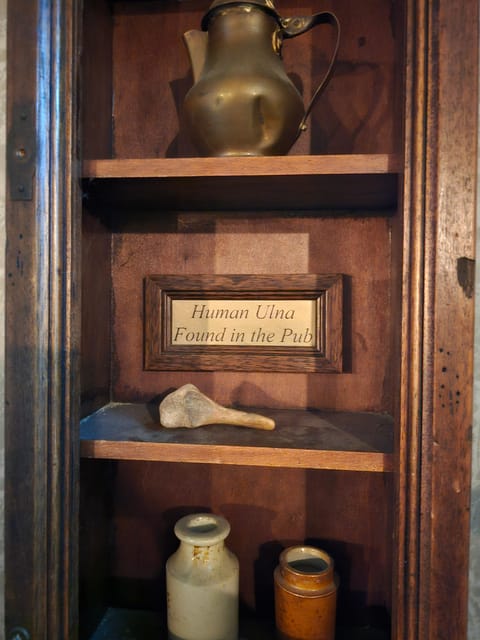 London: Pilgrims and Pirates Historical Pub Tour - Execution Dock and the cost of maritime crime