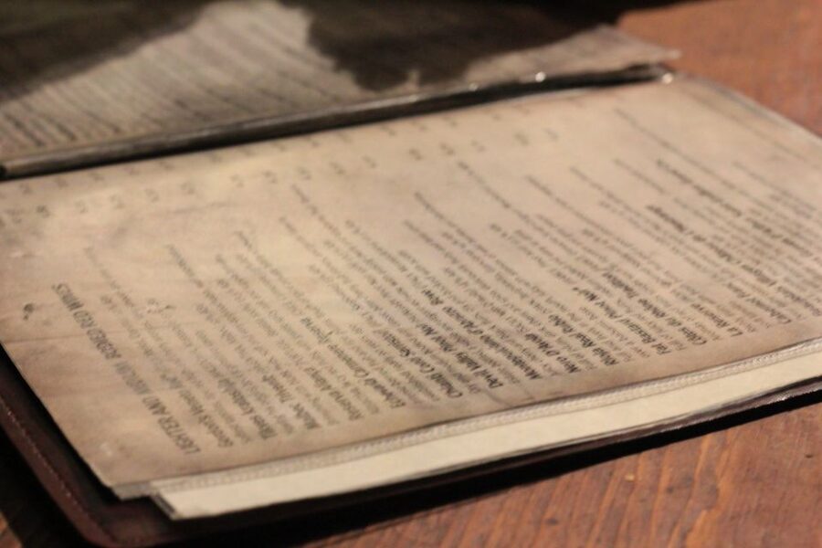 London: Private Pub Tour - Meeting Sherlock Holmes at the second stop