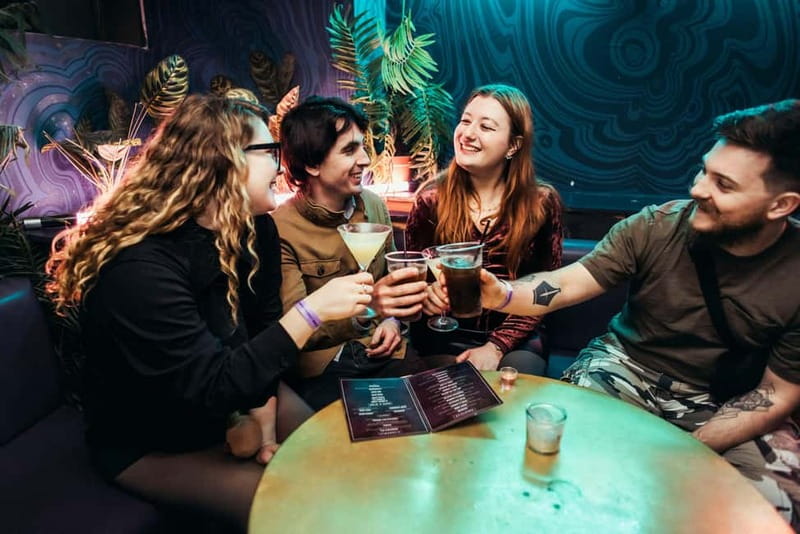 London Pub Crawl: Ultimate Central London Night Out - The hosts make or break the night