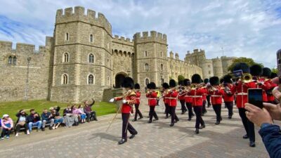 Windsor, Stonehenge & Bath with 14th-Century Pub