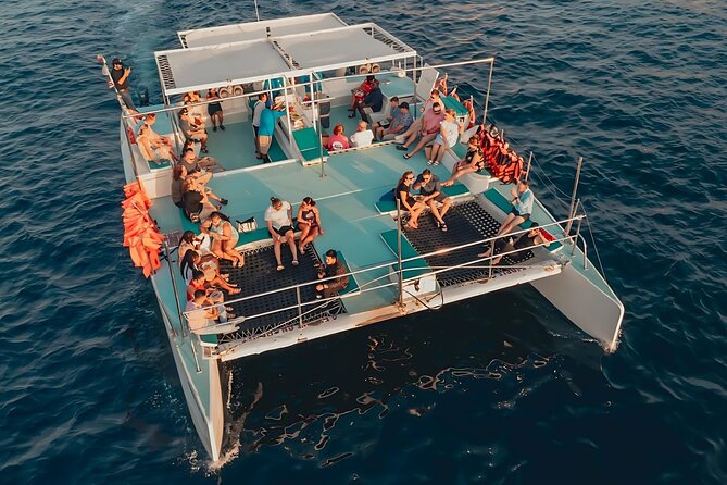 Los Cabos Catamaran Cruise with Open Bar & Light Snack - Key things to know before booking