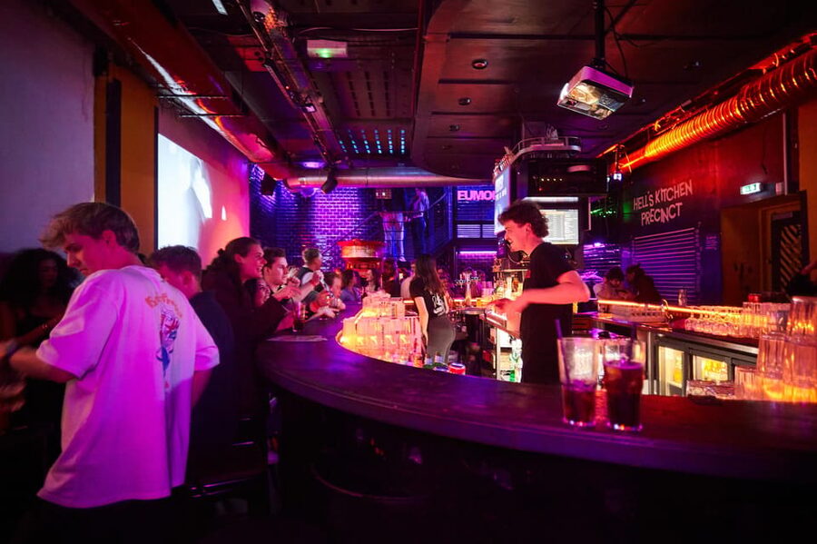 Lyon: Riviera Bar Crawl Party with Free Shots and Vip Entry - The final bar or club around 2am