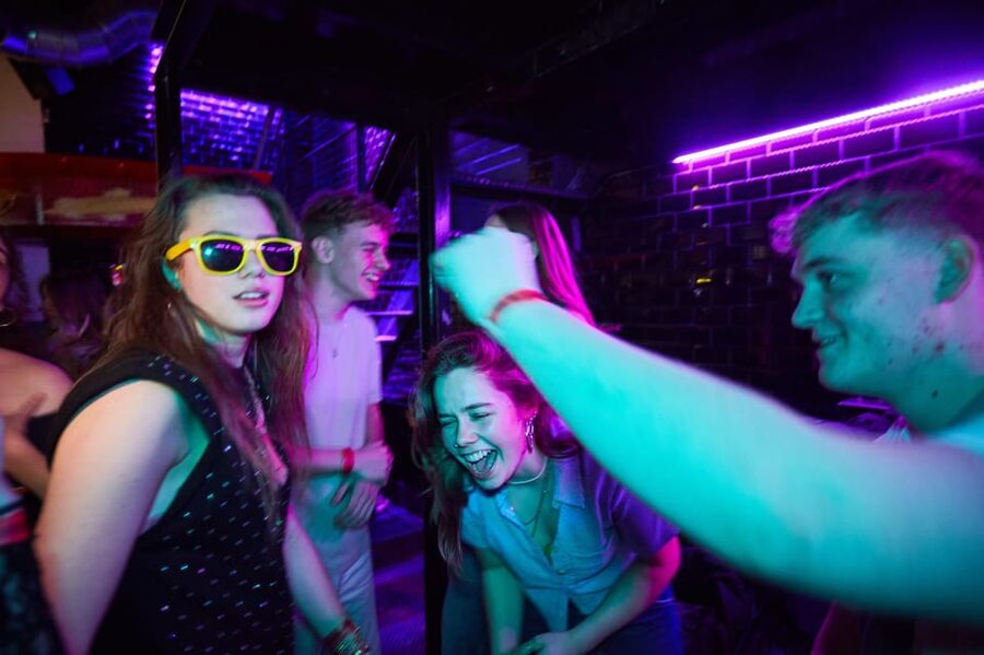 Lyon: Riviera Bar Crawl Party with Free Shots and Vip Entry - Safety, pace, and practical expectations