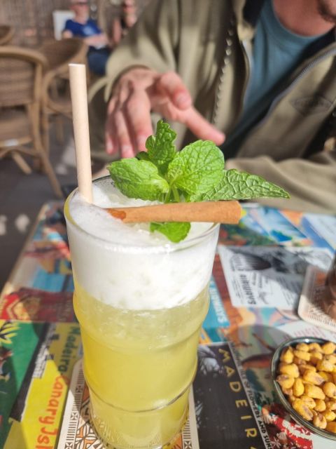 Madeira: Bar Hopping - Four hours, four bars, and a look at Funchal after dark