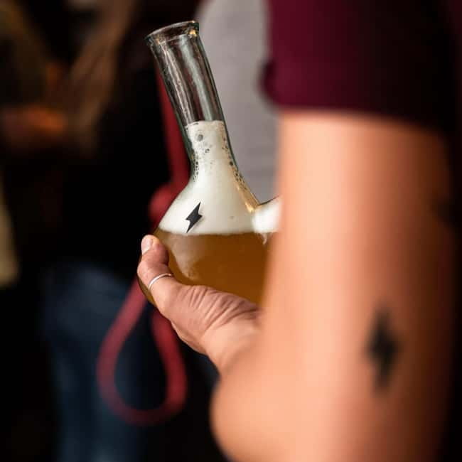 MADRID: CRAFT LOCAL BEER TOUR (Real Flavor of Madrid) - Starting with Madrid in a glass