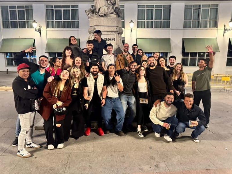 Madrid: Pub Crawl & Club Tour - Five shots, drink deals, and the real value