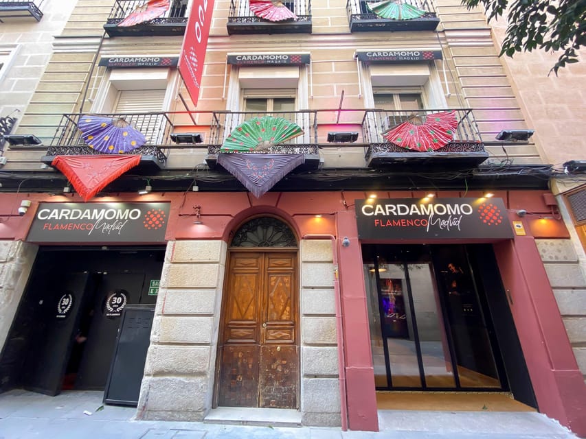 Madrid: Tablao Cardamomo Flamenco Show with 1 drink included - Entering Madrid’s Las Letras Flamenco Scene