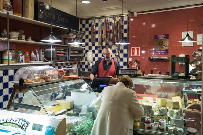 Madrid Tapas & Wine Tasting Walking Tour – Small Group Local Bars - The wine tasting, without the pressure