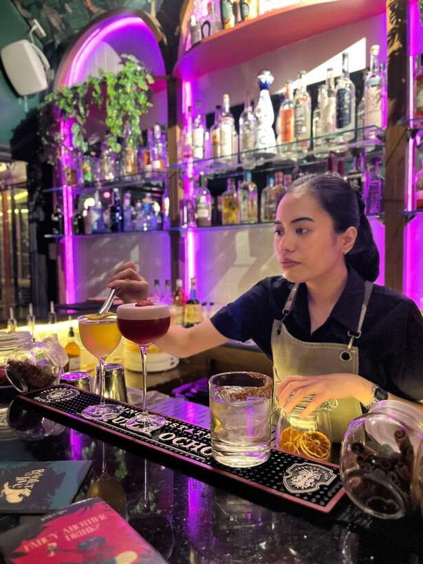 Makati Bar Crawl - Hidden Bar, Speakeasy and Pub - Key points at a glance