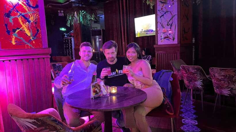 Makati Bar Crawl - Hidden Bar, Speakeasy and Pub - A guide who shapes the evening