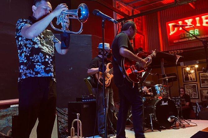 Makati: Music Clubs, Rooftops, and Go Go Bars Nightlife Tour - Hott Asia Bazaar adds food and shopping