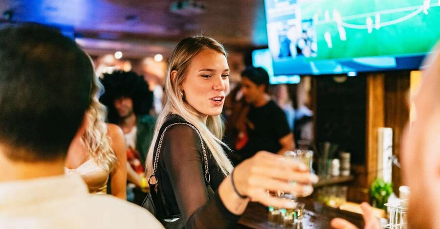 Malaga: Pubs and Clubs Crawl - The first two bars: a gentle start before the noise